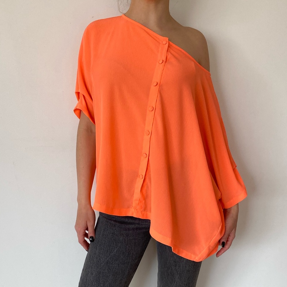 open back, off the shoulder airy top by BB Dakota